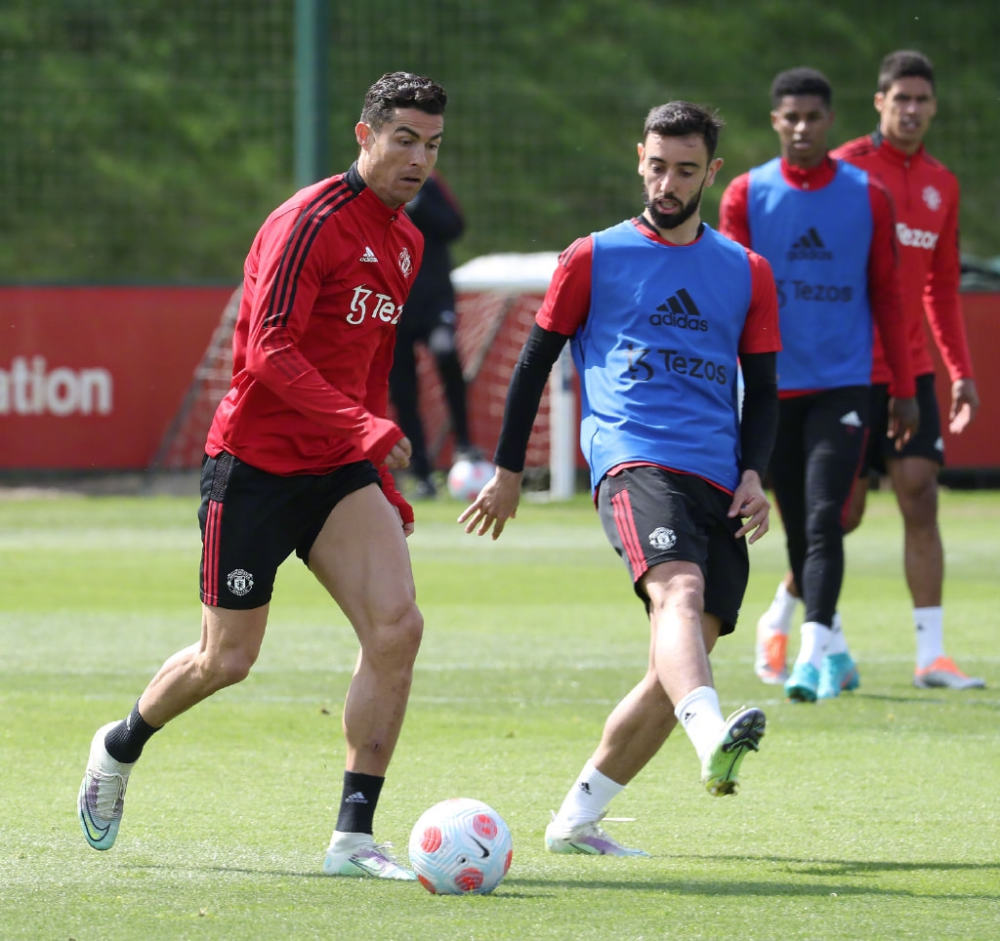 也体现了斯 也体现了斯