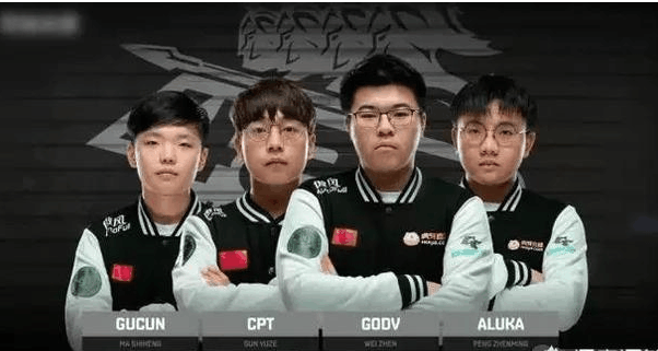 边的欢呼 边的欢呼