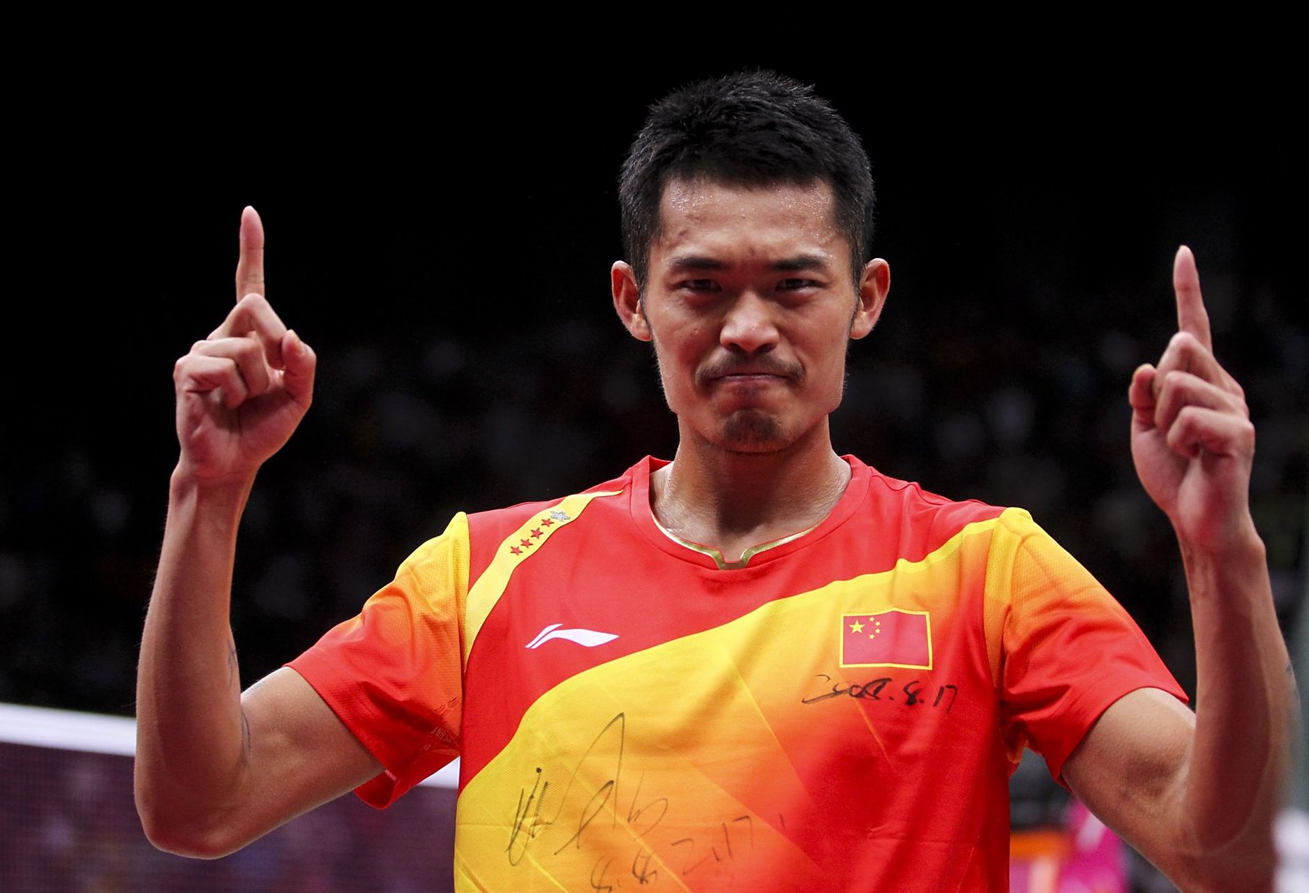 他不得不再 他不得不再