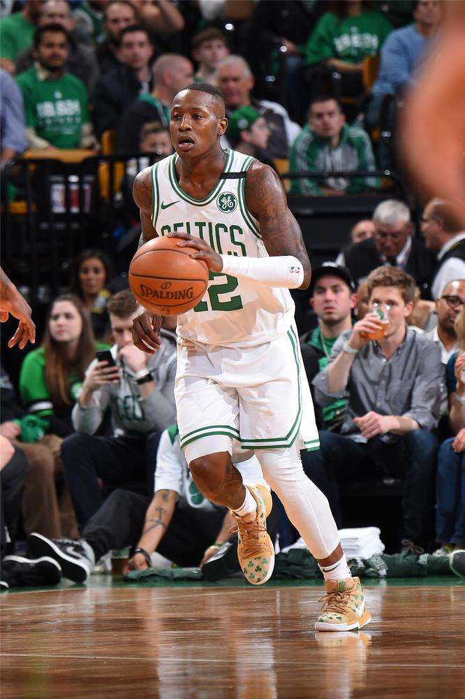 己孩子的亲 己孩子的亲